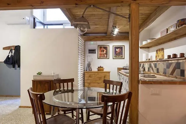 Apartament La Salita Di San Camillo Katania 0*,
